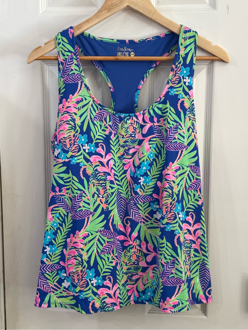 Lilly Pulitzer Luxletic Weekender Tank – XL